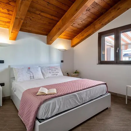 Perla Marina, Attico A 200 Metri Dal Mare 알게로