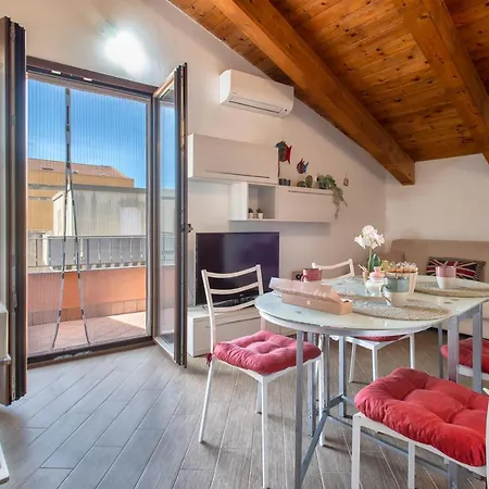 Perla Marina, Attico A 200 Metri Dal Mare Apartment