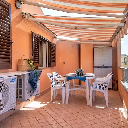 Perla Marina, Attico A 200 Metri Dal Mare 아파트 알게로